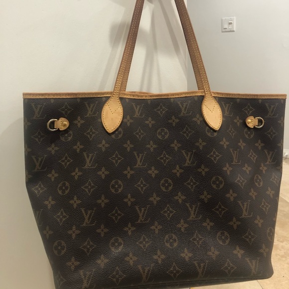 Louis Vuitton Handbags - Louis Vuitton Neverfull MM